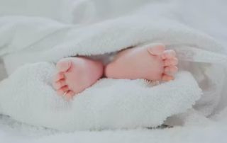 pieds de bébé